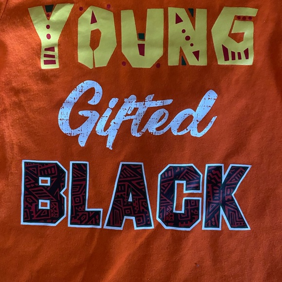 ORANGE SHORT SLEEVE GRAPHIC TEE 🧡🖤 - Picture 3 of 5